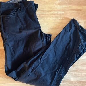 listing-status-banner